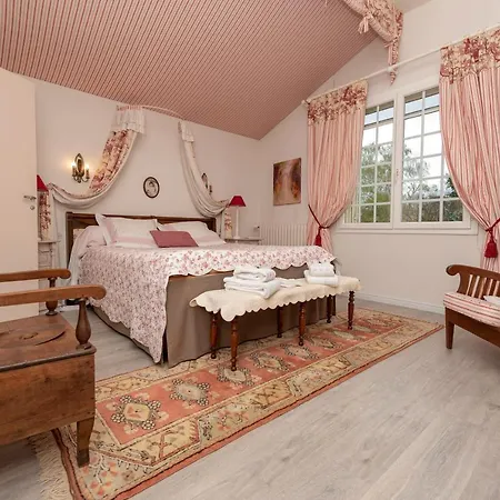 D'hotes De Charme Au Refuge Du Peintre Pres De St Emilion Nocleg ze śniadaniem Sainte-Terre