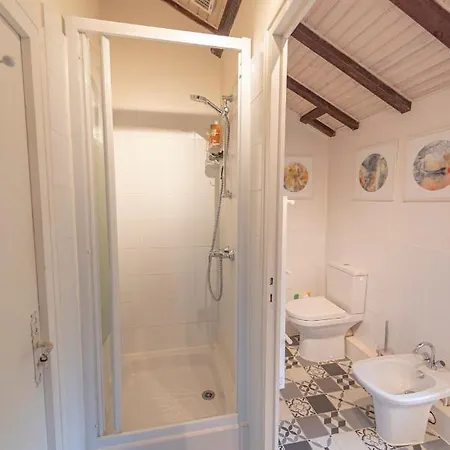 D'hotes De Charme Au Refuge Du Peintre Pres De St Emilion 住宿加早餐酒店 Sainte-Terre
