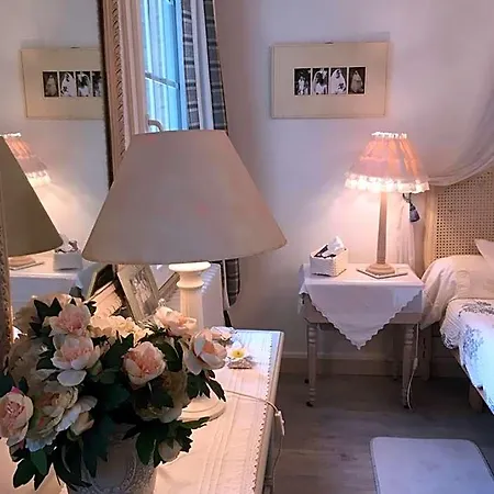 D'hotes De Charme Au Refuge Du Peintre Pres De St Emilion Отель типа 